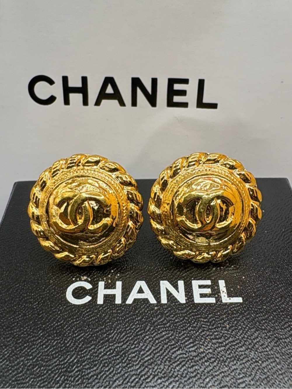 CHANEL๐Gold Interlocking CC Rope-Trim Button Earrings W/Chanel box &bag - Picture 7 of 15